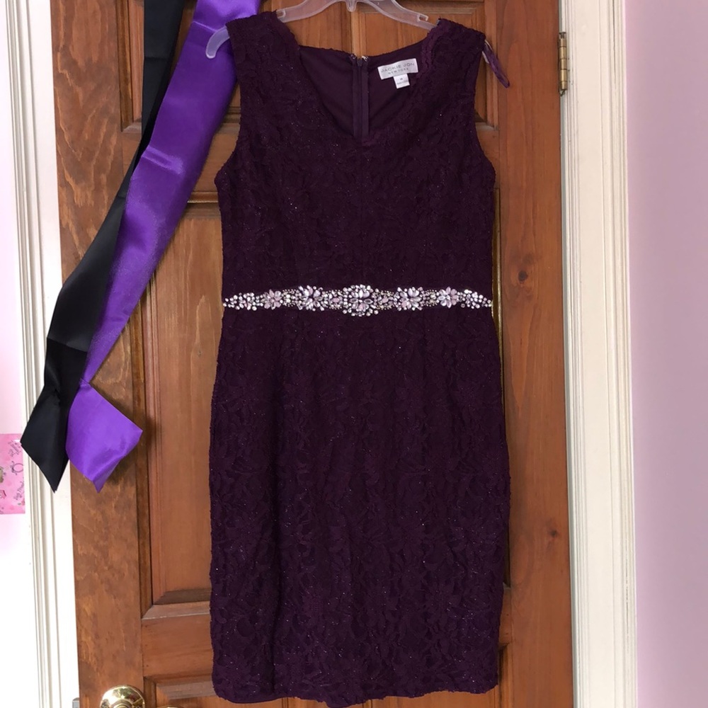 Formal Jackie John lace dress 💜